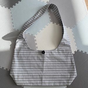 ♻️4/20$♻️
 NWOT Old Navy Cross Body or Shoulder Bag Canvas Lined